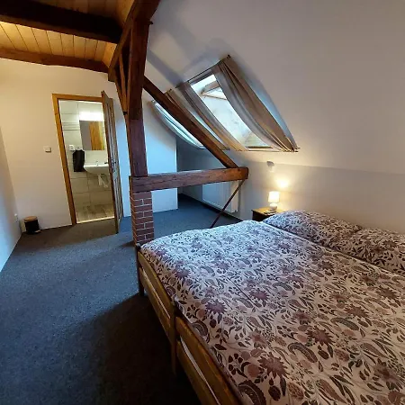 Stare Purkartice 3* Hostalkovy